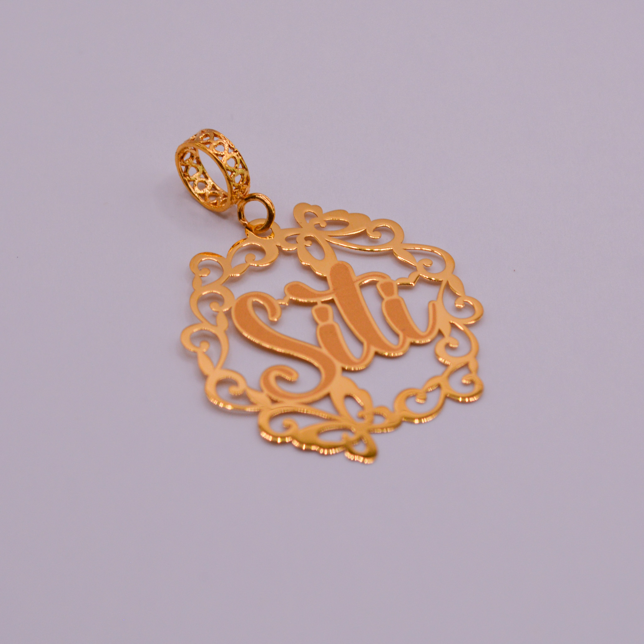916 Fancy Round Pendant